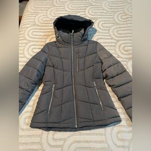 NWOT Calvin Klein Women’s Repel 2°F Warmth Fur Hood Jacket XS